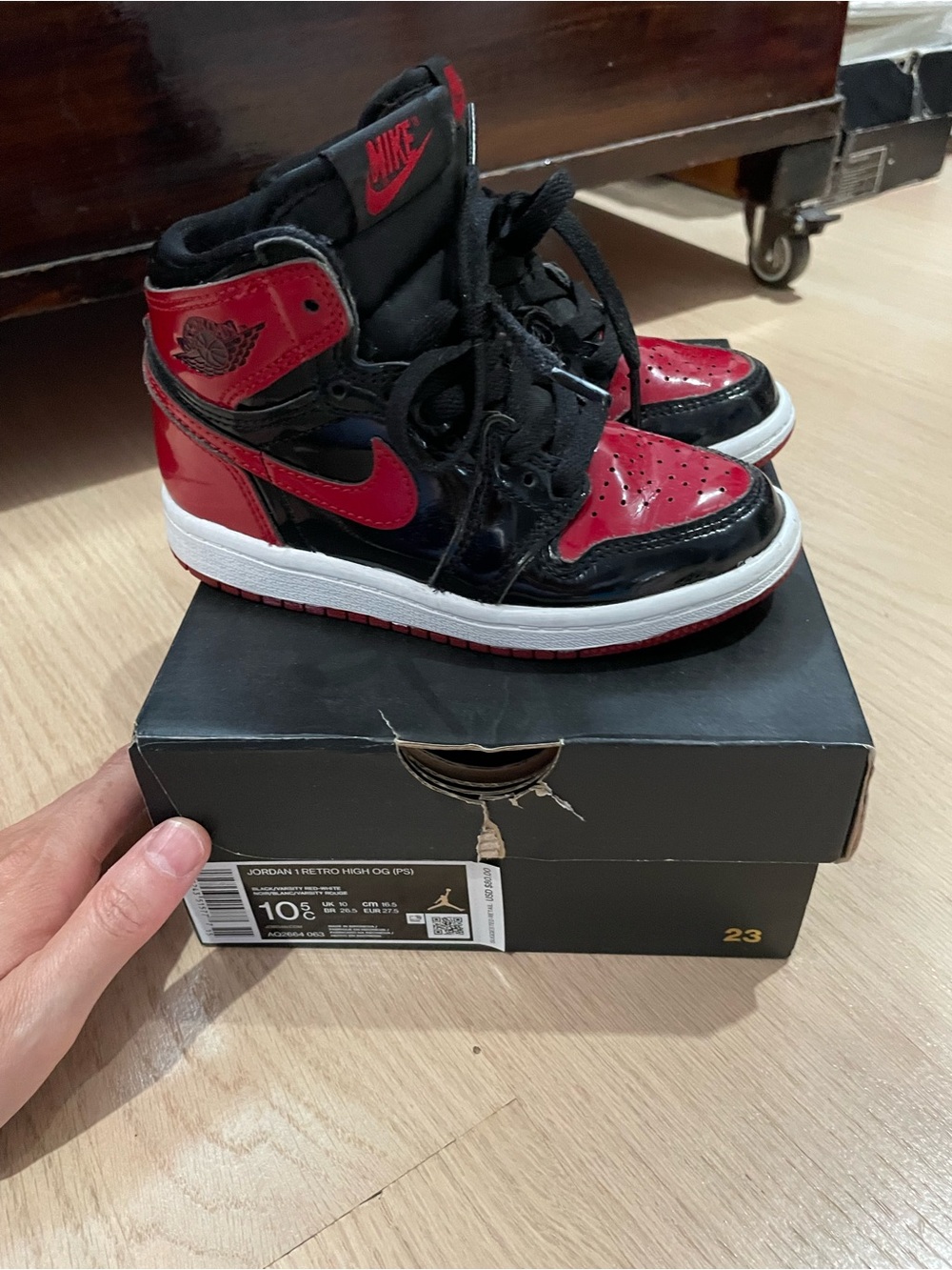 Toddler Jordan 1 Retro patent Leather Sneakers